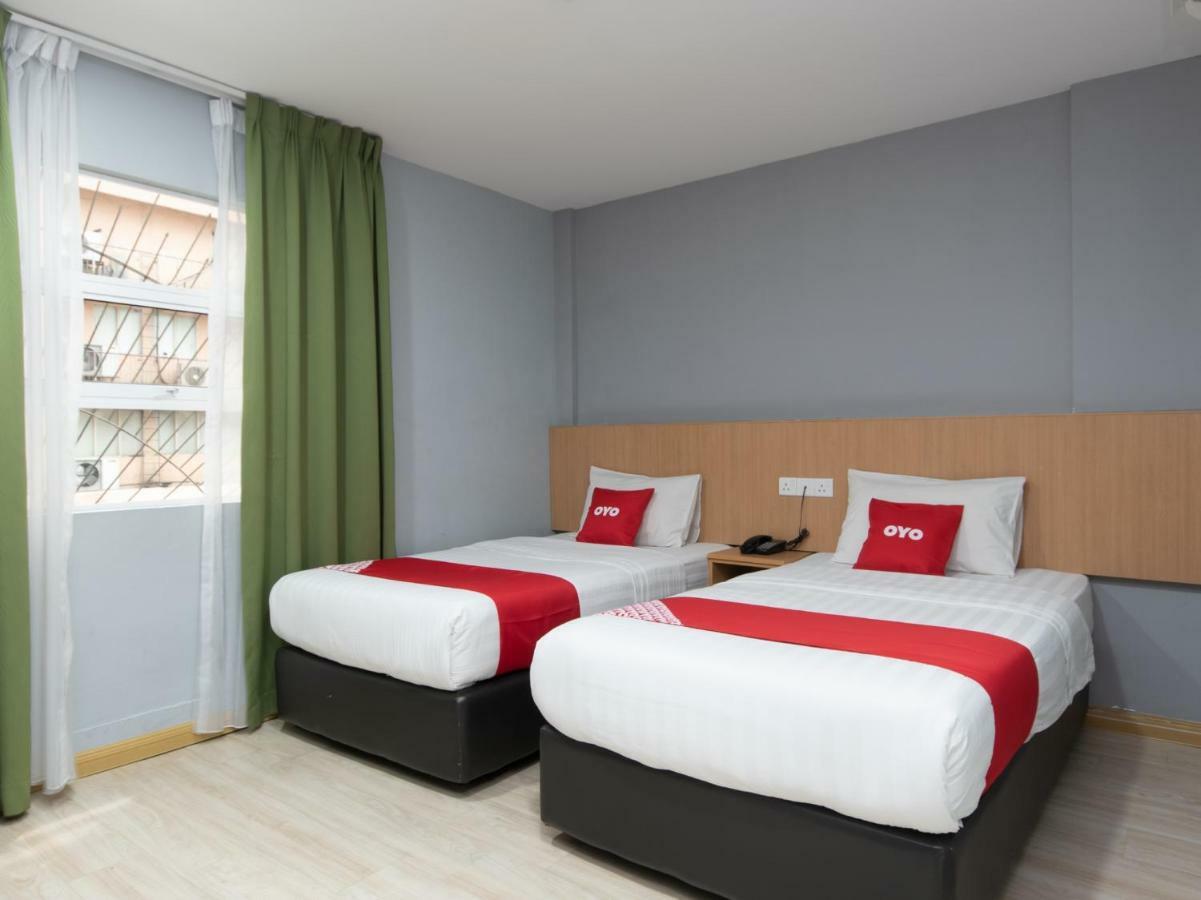 โอโย 89344 ลาบวน อเวนิว โฮเต็ล Hotel ภายนอก รูปภาพ