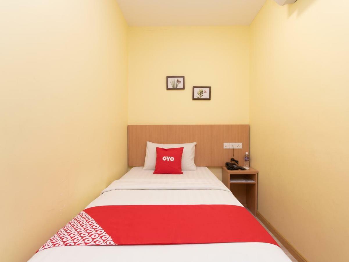 โอโย 89344 ลาบวน อเวนิว โฮเต็ล Hotel ภายนอก รูปภาพ