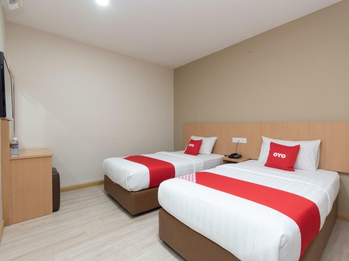 โอโย 89344 ลาบวน อเวนิว โฮเต็ล Hotel ภายนอก รูปภาพ