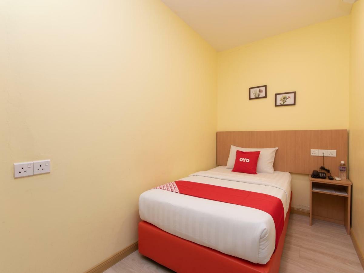 โอโย 89344 ลาบวน อเวนิว โฮเต็ล Hotel ภายนอก รูปภาพ