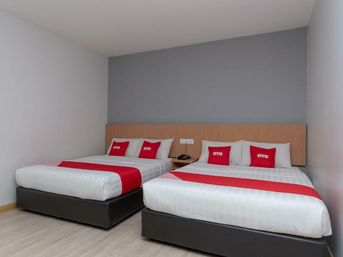 โอโย 89344 ลาบวน อเวนิว โฮเต็ล Hotel ภายนอก รูปภาพ