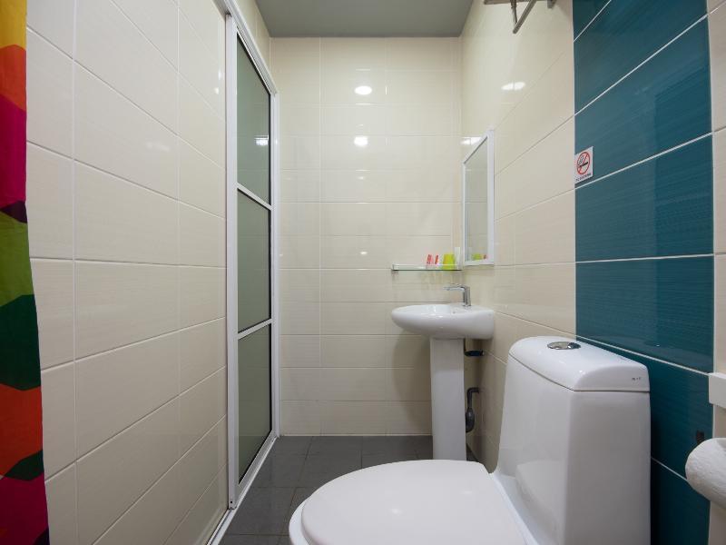 โอโย 89344 ลาบวน อเวนิว โฮเต็ล Hotel ภายนอก รูปภาพ